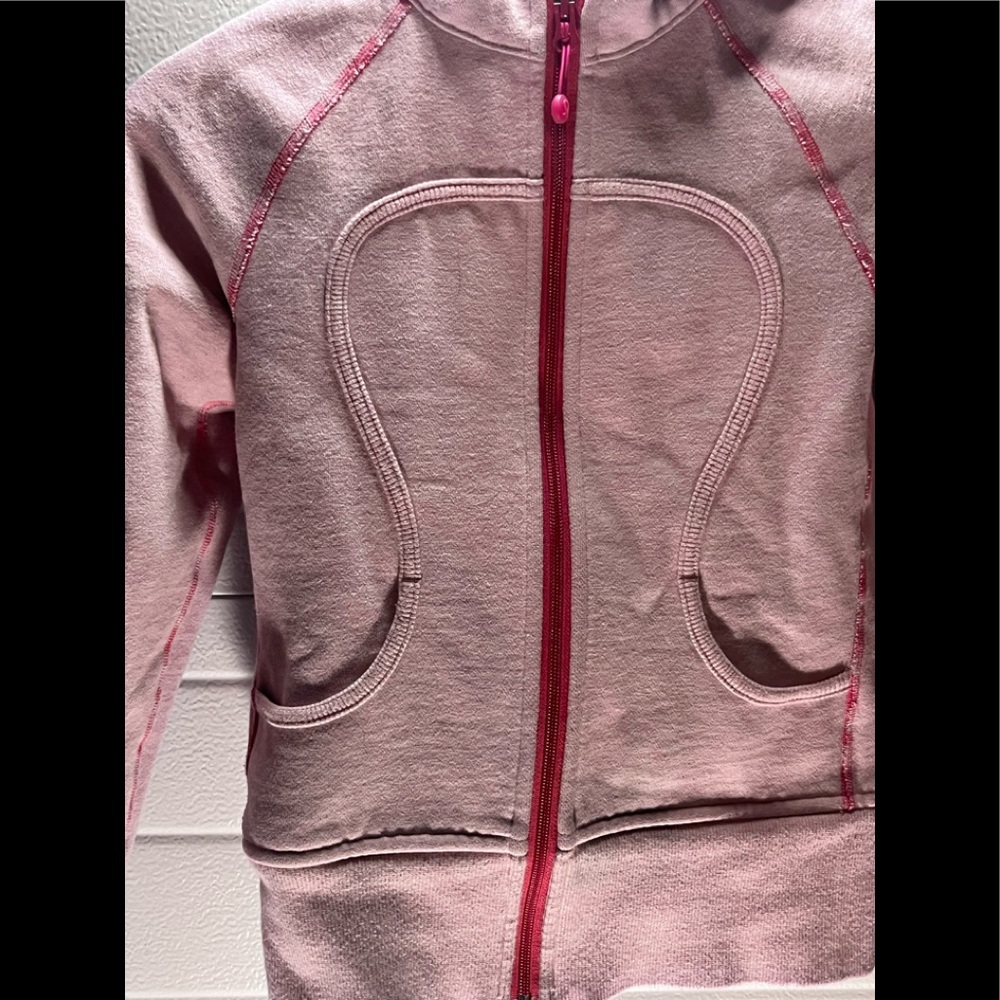 Rare Vintage limited Edition - Lululemon Scuba Hoodie - Size 2 - Passion Pink - Picture 2 of 10